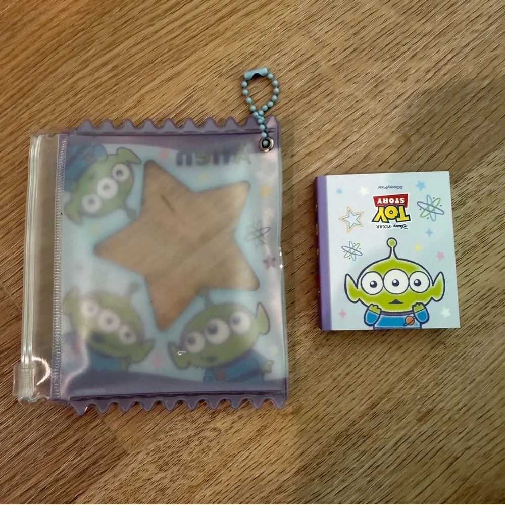 Toy Story Little Green Men Alien Mini Notebook Charm